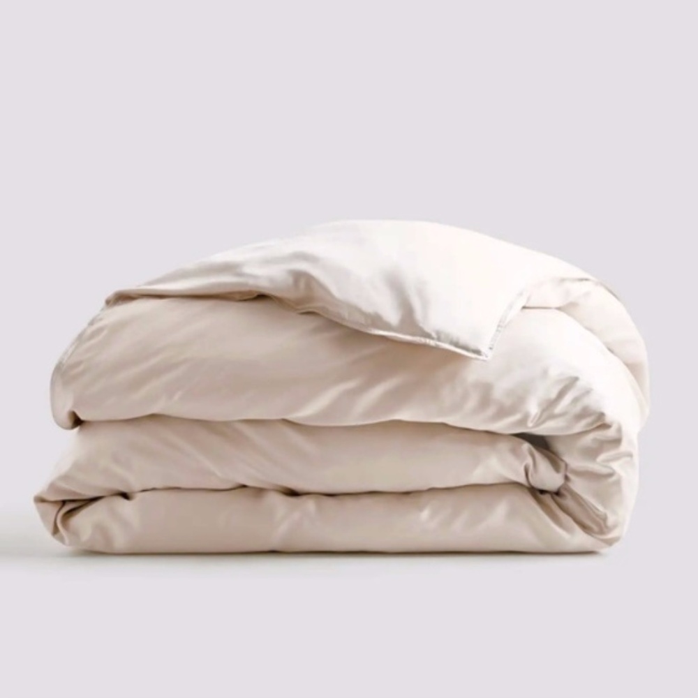 Quince Bamboo Queen Duvet Cover in Sand (Light Tan)